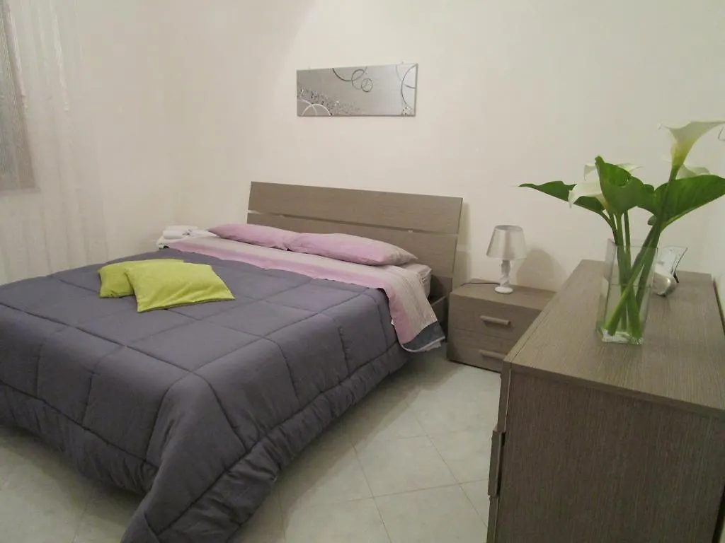 Casa Vacanze Leonardo Vila Trapani 0*,