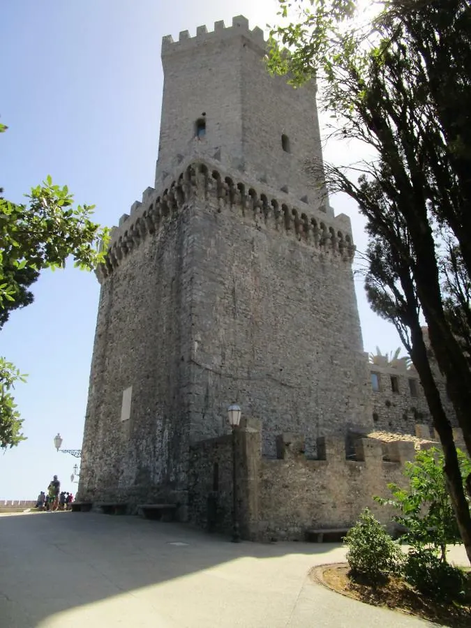 Casa Vacanze Leonardo Vila Trapani Casa de Férias